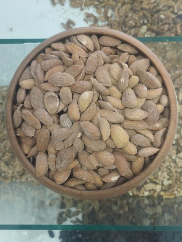 مغز بادام تفت عربی